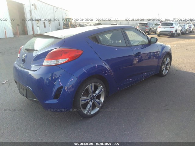 Photo 3 VIN: KMHTC6AD4CU071705 - HYUNDAI VELOSTER 