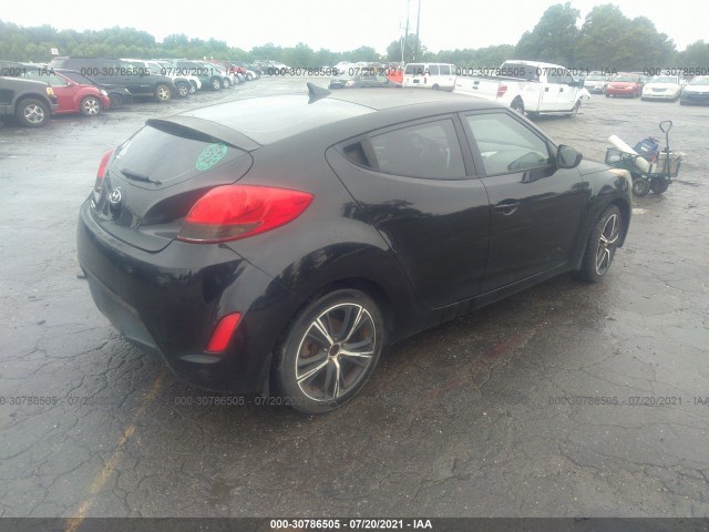 Photo 3 VIN: KMHTC6AD4CU073695 - HYUNDAI VELOSTER 