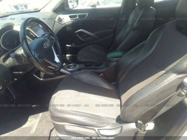 Photo 4 VIN: KMHTC6AD4CU077147 - HYUNDAI VELOSTER 