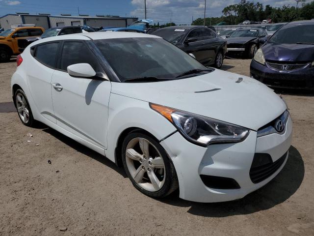 Photo 3 VIN: KMHTC6AD4DU088344 - HYUNDAI VELOSTER 