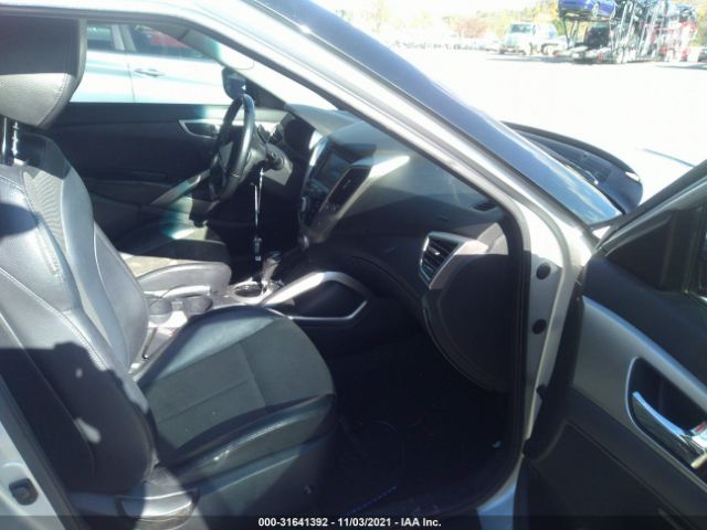 Photo 4 VIN: KMHTC6AD4DU093060 - HYUNDAI VELOSTER 