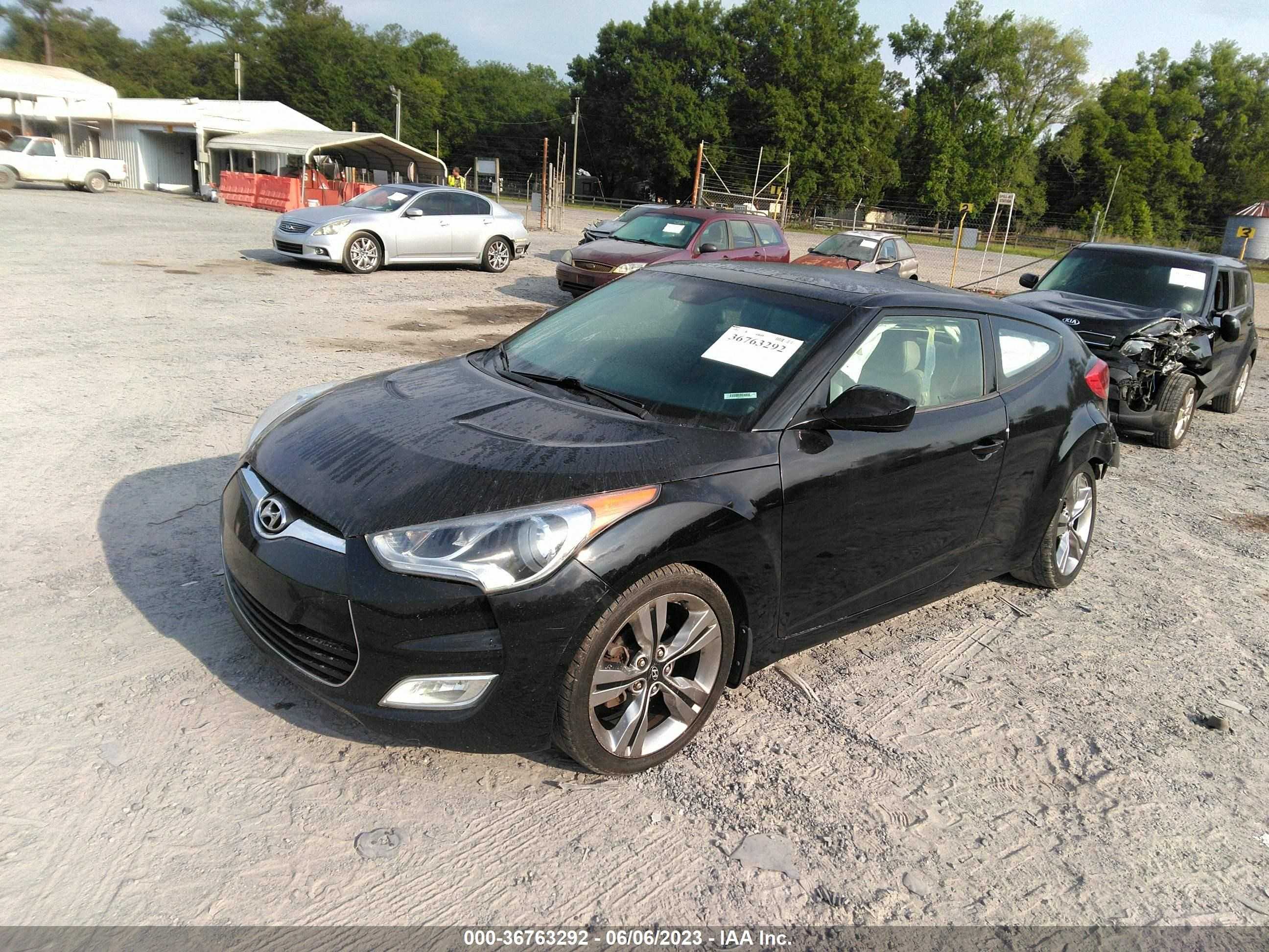 Photo 1 VIN: KMHTC6AD4DU108785 - HYUNDAI VELOSTER 