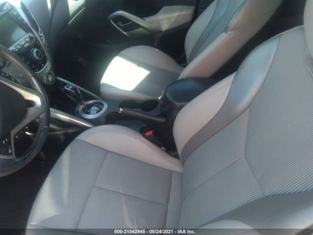 Photo 4 VIN: KMHTC6AD4DU121486 - HYUNDAI VELOSTER 