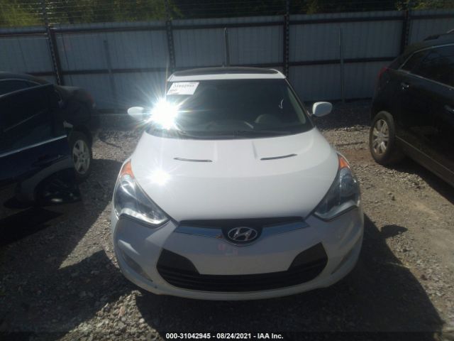 Photo 5 VIN: KMHTC6AD4DU121486 - HYUNDAI VELOSTER 