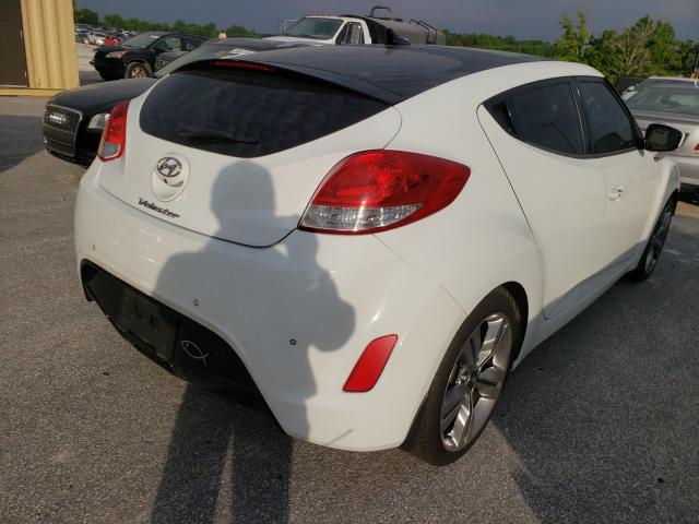 Photo 3 VIN: KMHTC6AD4DU122105 - HYUNDAI VELOSTER 