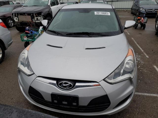 Photo 4 VIN: KMHTC6AD4DU158182 - HYUNDAI VELOSTER 