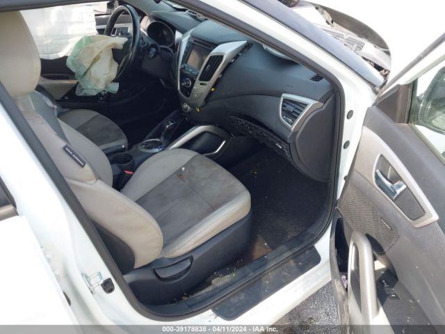 Photo 4 VIN: KMHTC6AD4EU208757 - HYUNDAI VELOSTER 