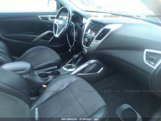 Photo 4 VIN: KMHTC6AD4EU209438 - HYUNDAI VELOSTER 