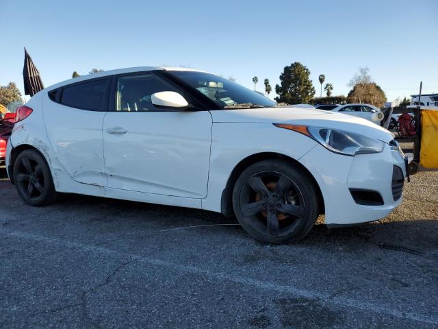 Photo 3 VIN: KMHTC6AD4FU227827 - HYUNDAI VELOSTER 