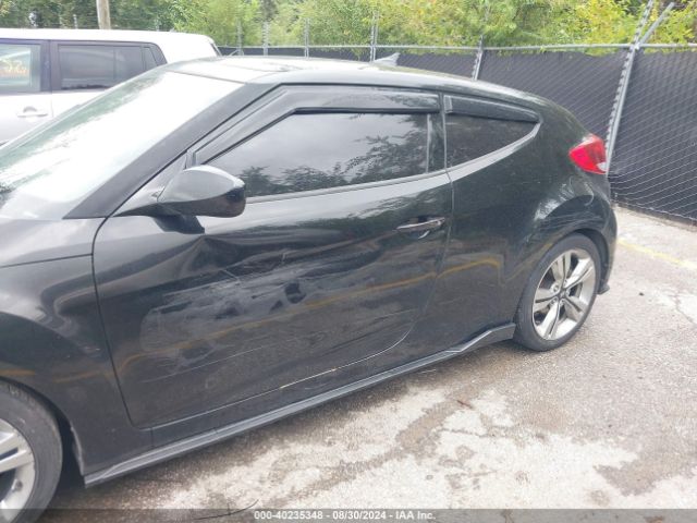 Photo 5 VIN: KMHTC6AD4FU228931 - HYUNDAI VELOSTER 