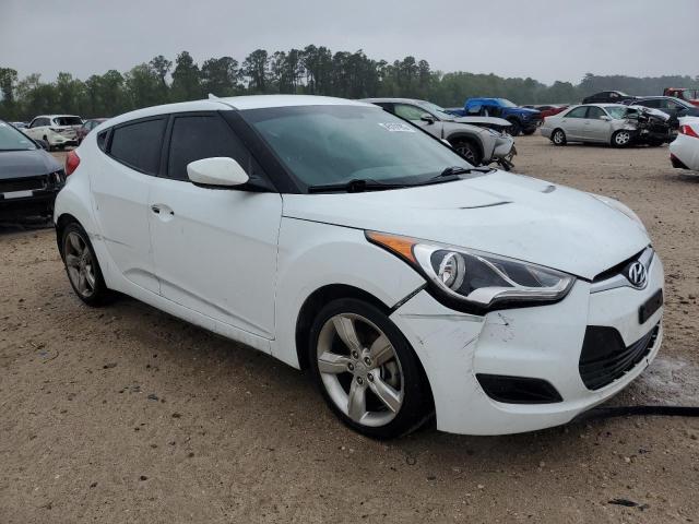 Photo 3 VIN: KMHTC6AD4FU232901 - HYUNDAI VELOSTER 