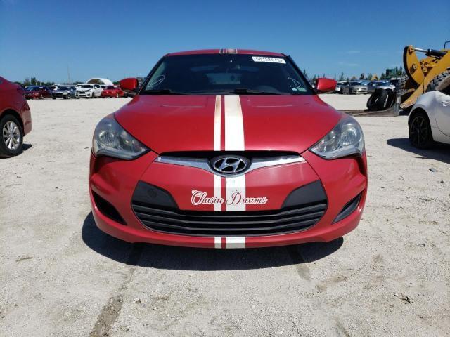 Photo 4 VIN: KMHTC6AD4FU239511 - HYUNDAI VELOSTER 