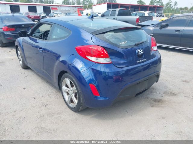 Photo 2 VIN: KMHTC6AD4FU242506 - HYUNDAI VELOSTER 