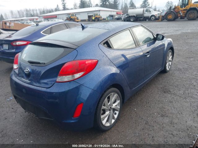 Photo 3 VIN: KMHTC6AD4GU262935 - HYUNDAI VELOSTER 