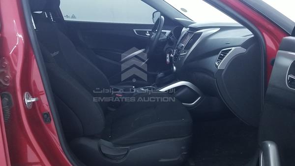 Photo 28 VIN: KMHTC6AD4GU266936 - HYUNDAI VELOSTER 