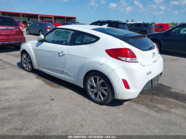 Photo 2 VIN: KMHTC6AD4GU268458 - HYUNDAI VELOSTER 