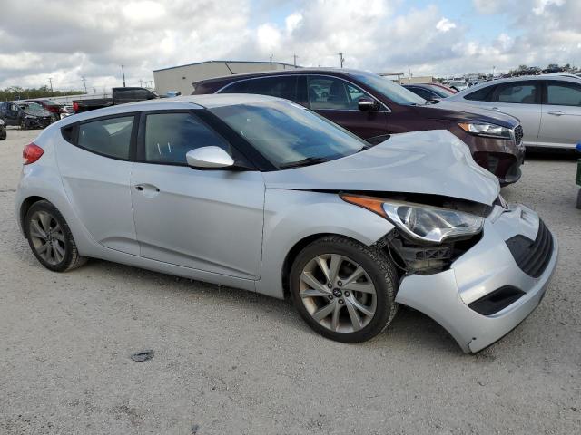 Photo 3 VIN: KMHTC6AD4GU270307 - HYUNDAI VELOSTER 