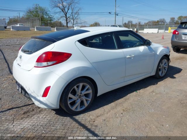 Photo 3 VIN: KMHTC6AD4GU277774 - HYUNDAI VELOSTER 