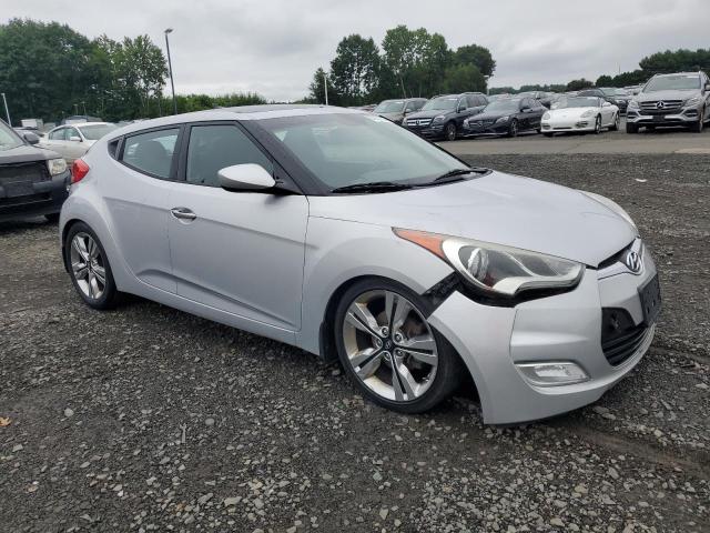 Photo 3 VIN: KMHTC6AD4HU315795 - HYUNDAI VELOSTER 