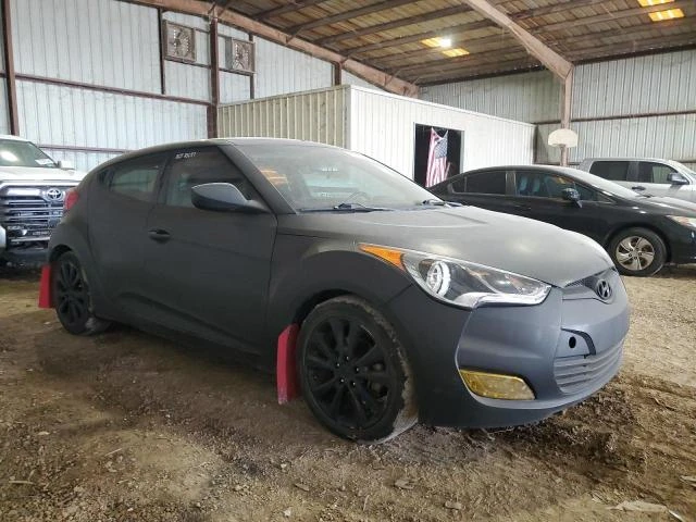 Photo 3 VIN: KMHTC6AD4HU322858 - HYUNDAI VELOSTER 