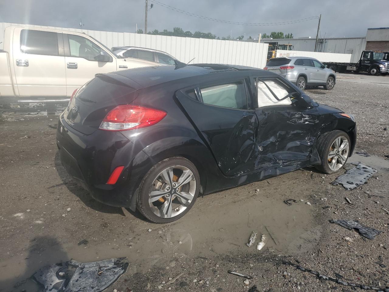 Photo 2 VIN: KMHTC6AD4HU322875 - HYUNDAI VELOSTER 