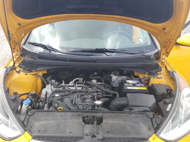 Photo 6 VIN: KMHTC6AD5CU029897 - HYUNDAI VELOSTER 