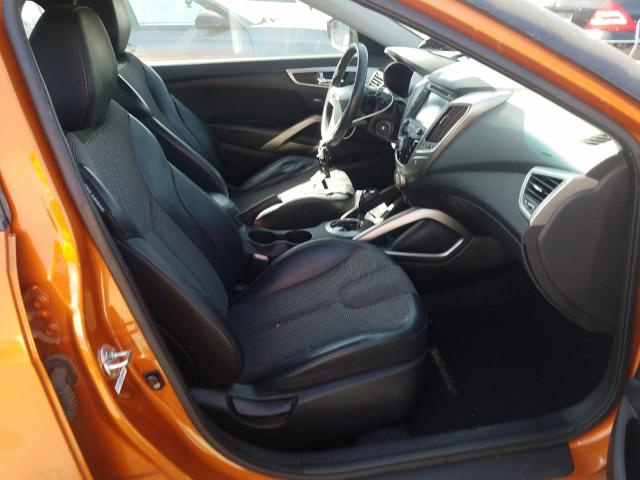 Photo 4 VIN: KMHTC6AD5CU037692 - HYUNDAI VELOSTER 