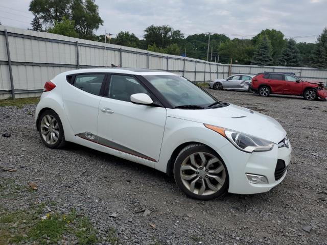 Photo 3 VIN: KMHTC6AD5CU045789 - HYUNDAI VELOSTER 