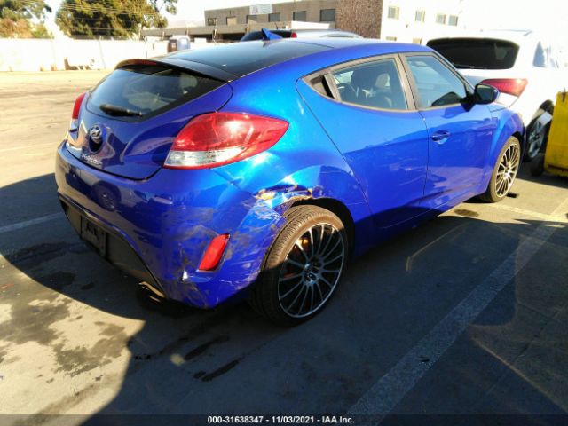 Photo 3 VIN: KMHTC6AD5CU055836 - HYUNDAI VELOSTER 