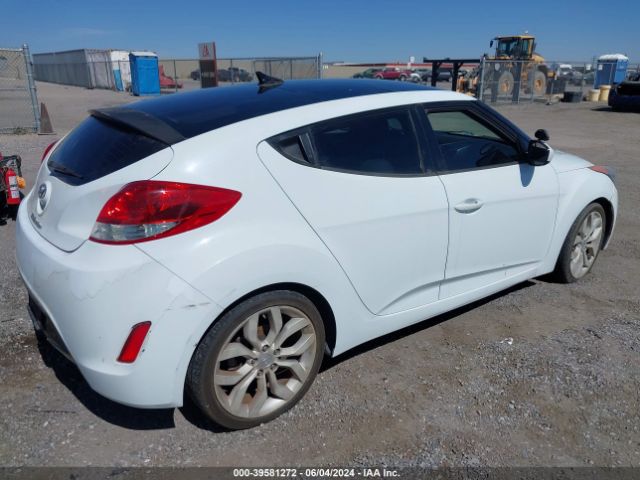 Photo 3 VIN: KMHTC6AD5CU056209 - HYUNDAI VELOSTER 