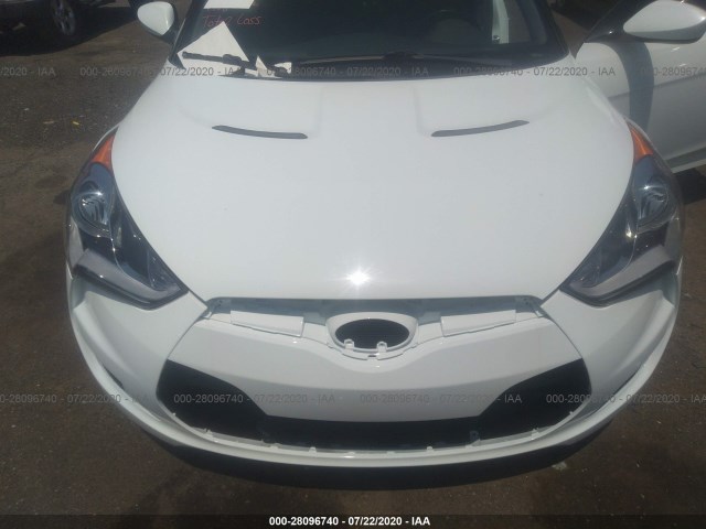 Photo 5 VIN: KMHTC6AD5CU074600 - HYUNDAI VELOSTER 