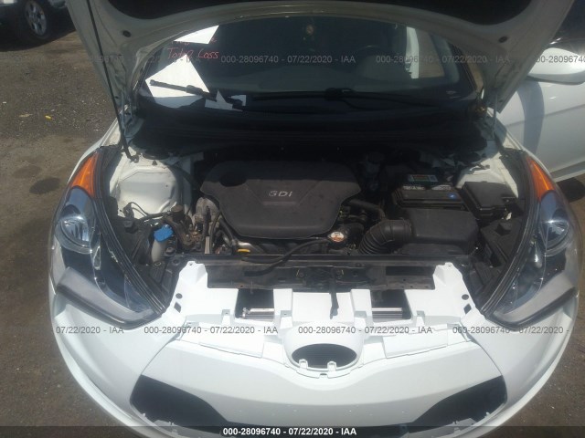 Photo 9 VIN: KMHTC6AD5CU074600 - HYUNDAI VELOSTER 