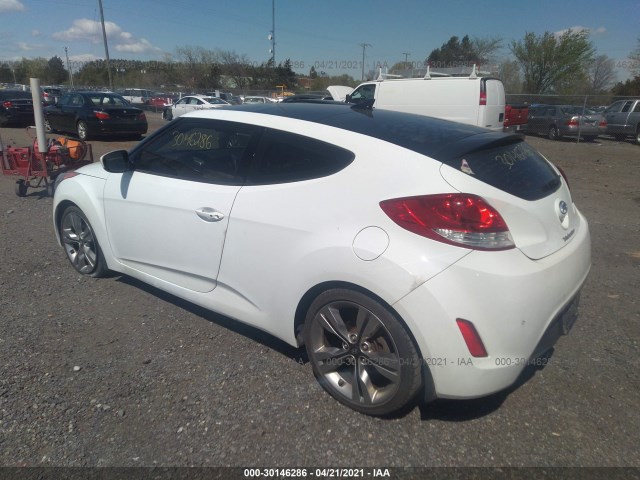 Photo 2 VIN: KMHTC6AD5DU106513 - HYUNDAI VELOSTER 