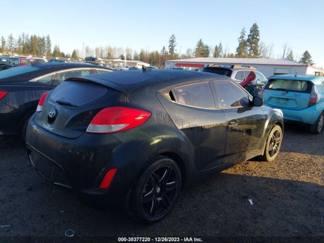 Photo 3 VIN: KMHTC6AD5DU111324 - HYUNDAI VELOSTER 