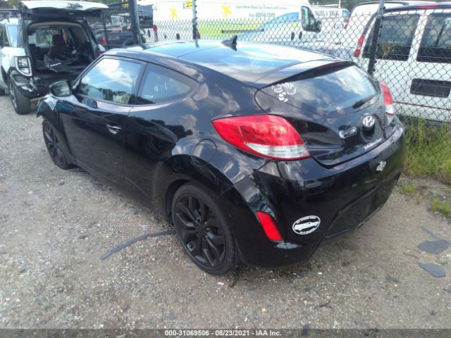 Photo 2 VIN: KMHTC6AD5DU121447 - HYUNDAI VELOSTER 