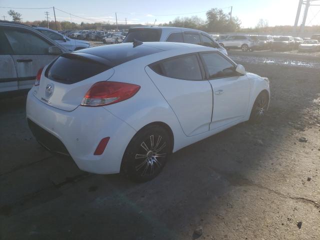 Photo 3 VIN: KMHTC6AD5DU123683 - HYUNDAI VELOSTER 