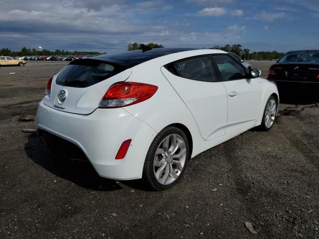 Photo 3 VIN: KMHTC6AD5DU139818 - HYUNDAI VELOSTER 