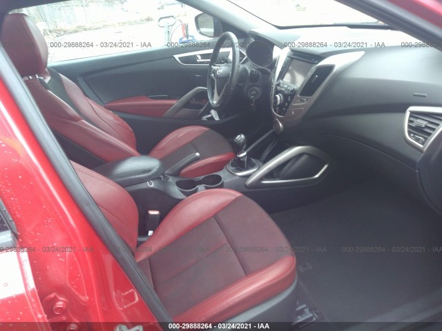 Photo 4 VIN: KMHTC6AD5DU149359 - HYUNDAI VELOSTER 