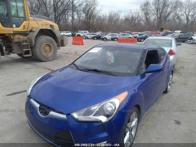 Photo 5 VIN: KMHTC6AD5DU174780 - HYUNDAI VELOSTER 