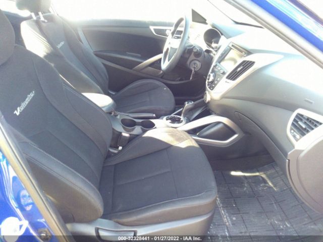 Photo 4 VIN: KMHTC6AD5EU194528 - HYUNDAI VELOSTER 