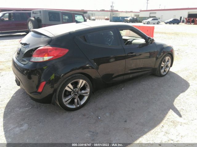 Photo 3 VIN: KMHTC6AD5EU210887 - HYUNDAI VELOSTER 