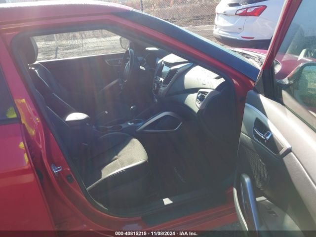 Photo 4 VIN: KMHTC6AD5FU231076 - HYUNDAI VELOSTER 