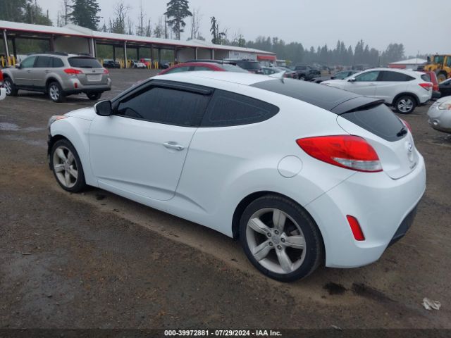 Photo 2 VIN: KMHTC6AD5FU234544 - HYUNDAI VELOSTER 