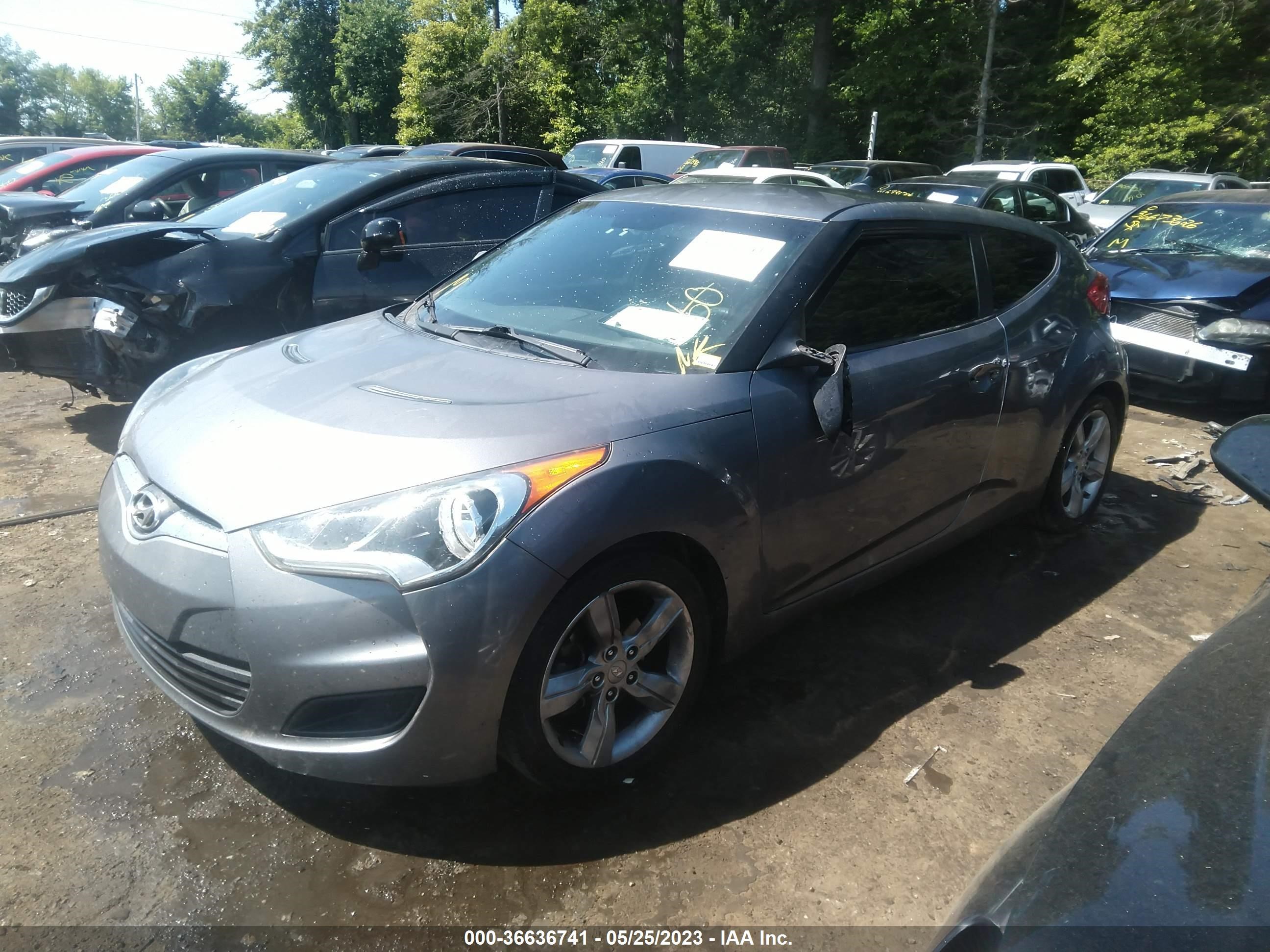 Photo 1 VIN: KMHTC6AD5FU244796 - HYUNDAI VELOSTER 