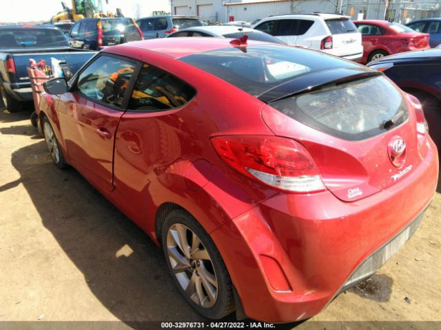 Photo 2 VIN: KMHTC6AD5GU251488 - HYUNDAI VELOSTER 