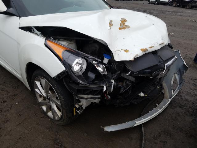 Photo 8 VIN: KMHTC6AD5GU264449 - HYUNDAI VELOSTER 