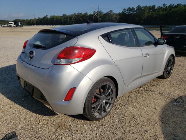 Photo 3 VIN: KMHTC6AD5GU268730 - HYUNDAI VELOSTER 