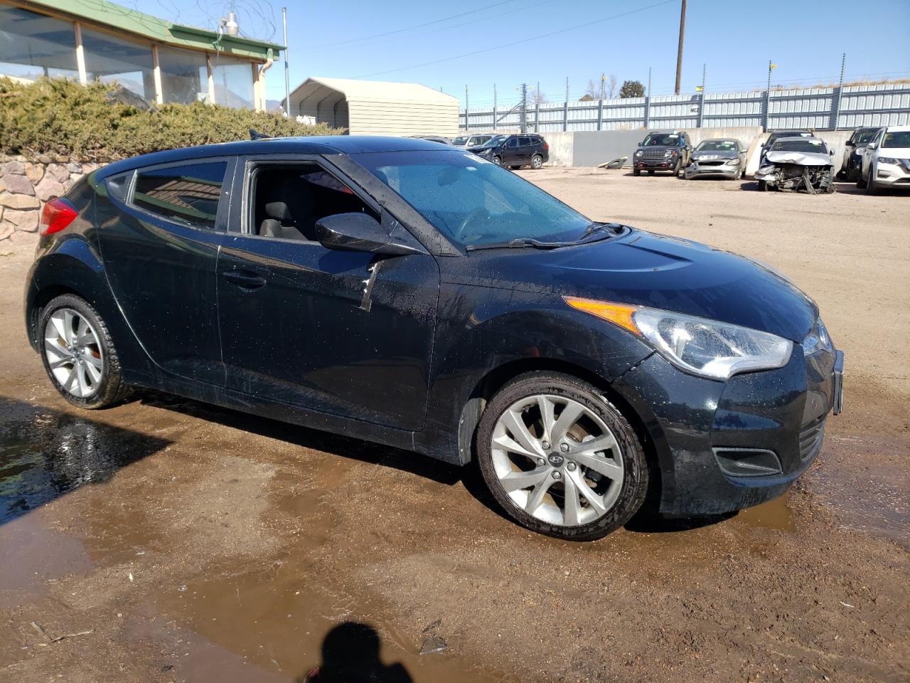 Photo 3 VIN: KMHTC6AD5GU281090 - HYUNDAI VELOSTER 