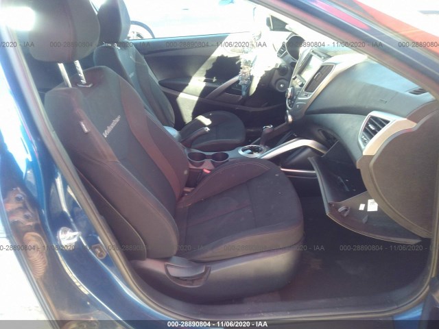 Photo 4 VIN: KMHTC6AD5GU297113 - HYUNDAI VELOSTER 