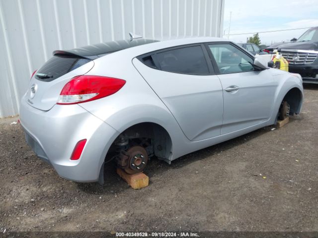 Photo 3 VIN: KMHTC6AD5GU298231 - HYUNDAI VELOSTER 